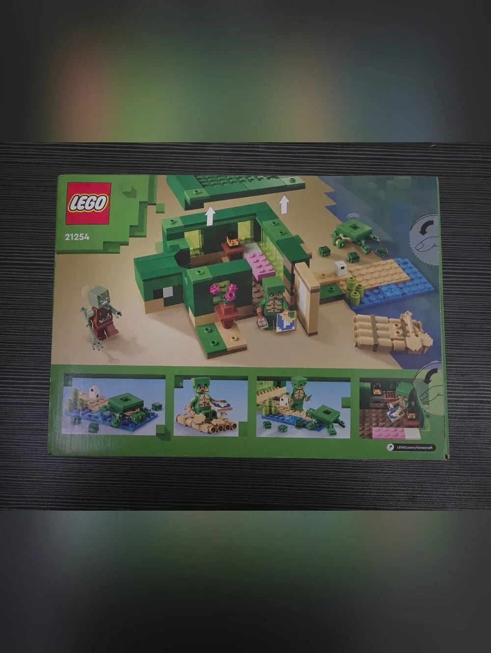 *NEW* LEGO Minecraft Turtle Beach House Green and Tan